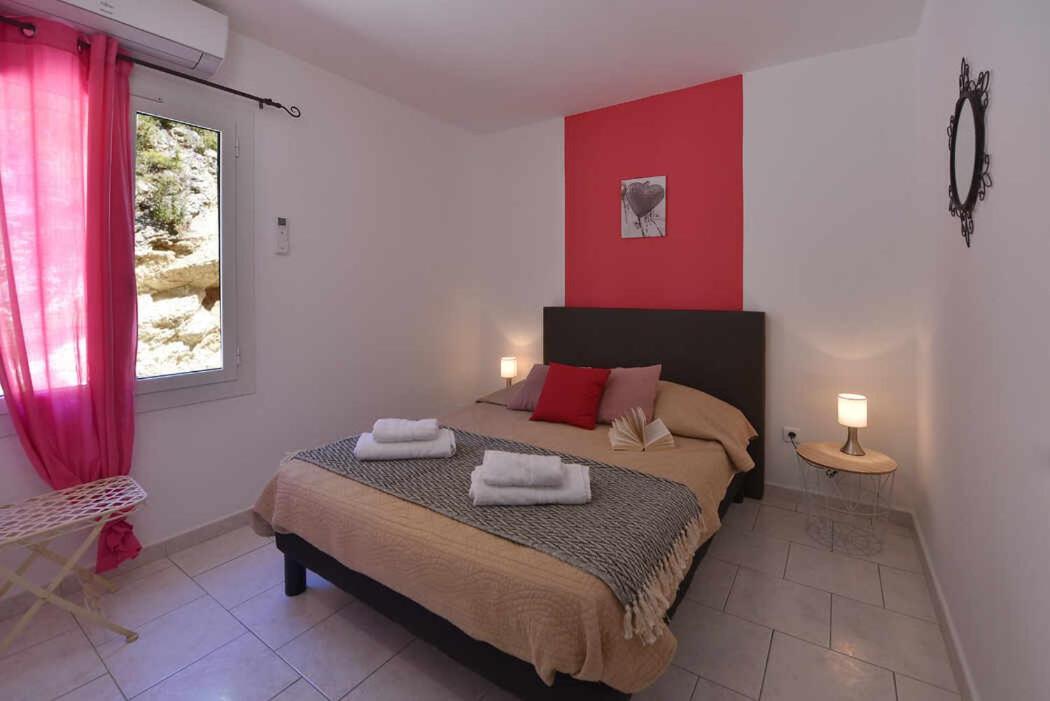 Residence Arinella Farinole Bagian luar foto